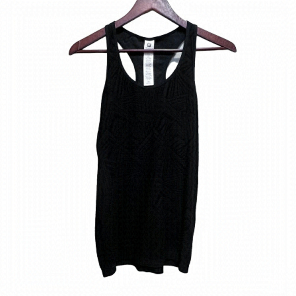 Fabletics Black Racerback Geometric Design Size Medium